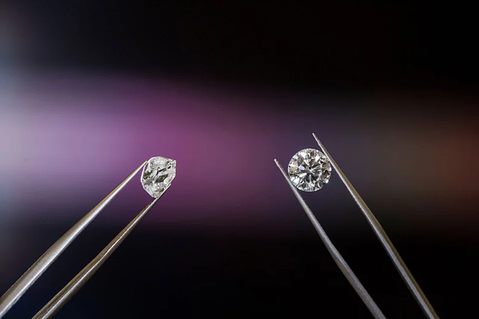 A diamond’s origin is clear at the start of the supply chain when it is issued a certificate under the Kimberley Process, which was designed to end the sale of so-called blood diamonds that financed wars. But after that, they can become difficult to track. 