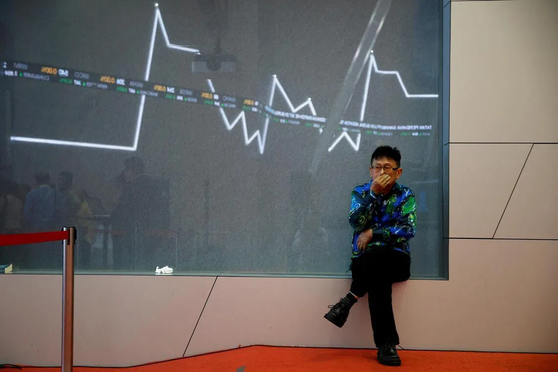 The Indonesia Stock Exchange currently requires companies to disclose shareholders owning more than 5% of a company.