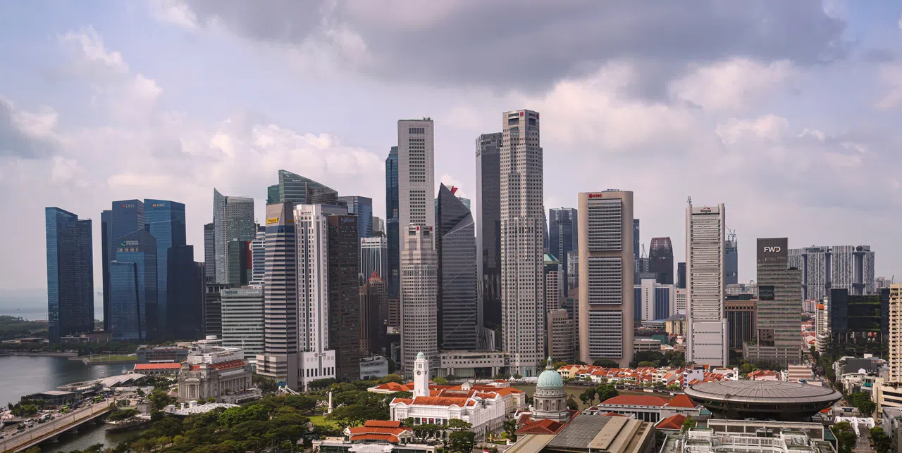 Economists Stick To 2024 Singapore Growth Outlook After Q1 GDP Beats ...