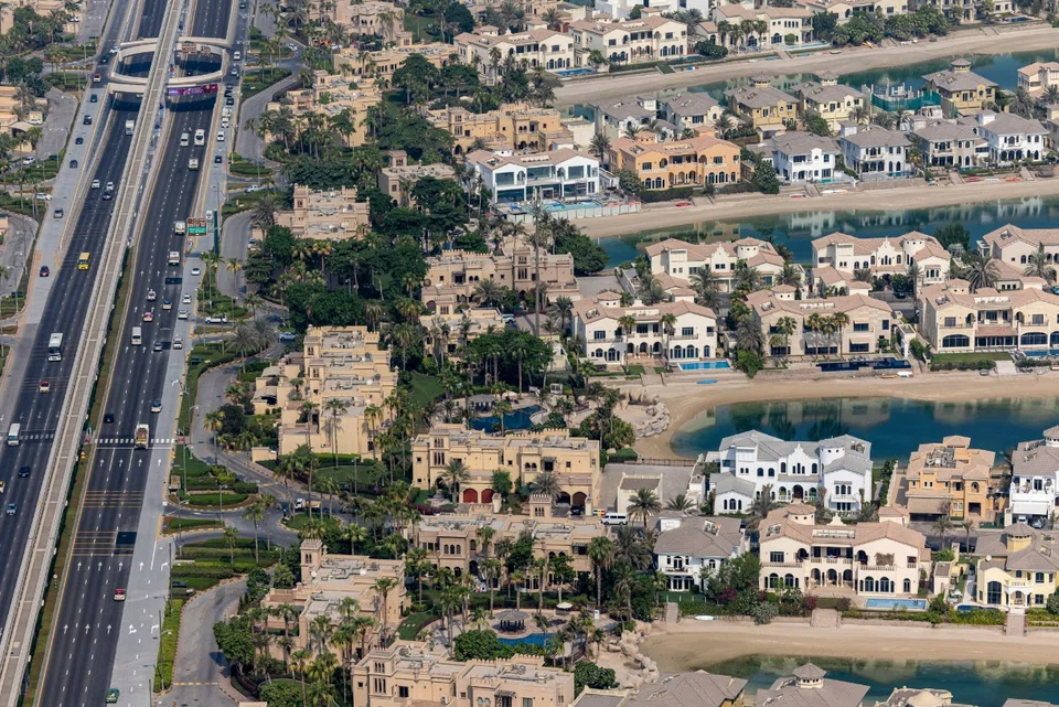 Demand for Dubai property is booming as the government’s handling of the pandemic and its liberal visa policies attract more foreign buyers. 