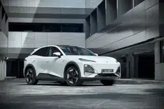 Designed in Turin, the S07 is blessed with the sleek proportions and taut surface language you'd expect from Italy, with frameless windows for an extra dash of style.