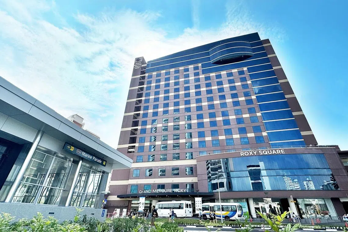 Built in three phases from the early 1980s to 2000, Roxy Square comprises Roxy Square Shopping Centre and the 576-room Grand Mercure Singapore Roxy hotel.