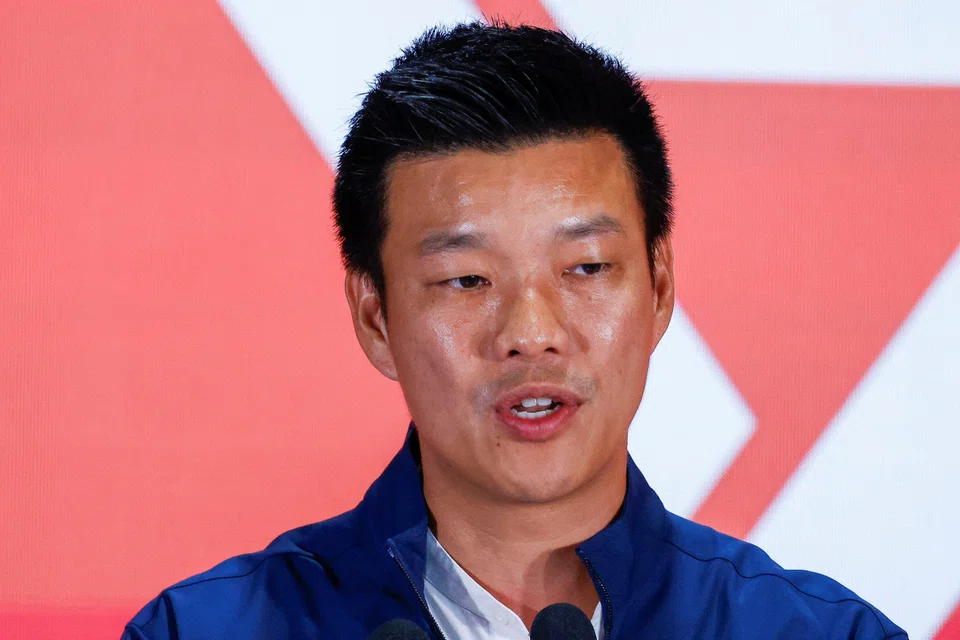 The 44 lawmakers facing trial include People’s Party leader Natthaphong Ruengpanyawut.