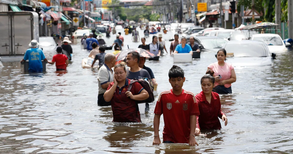 Bangkok floods bring instant pain to debt-laden households - The ...