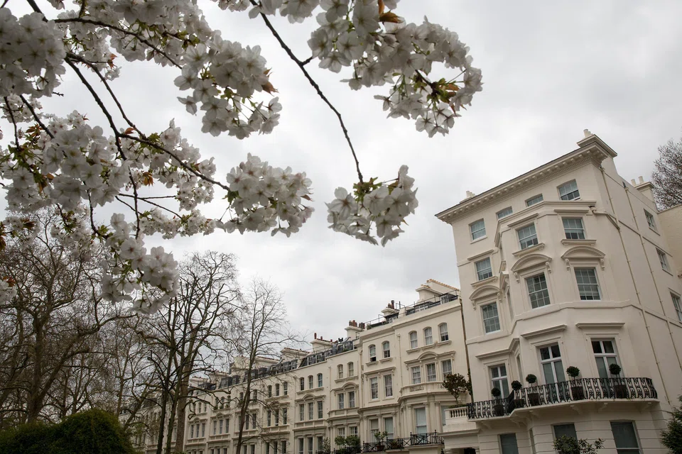 The stalled sale of Rutland Gate reflects a broader slump in the luxury property market, with potential buyers put off by tougher UK taxes for wealthy foreigners as well as higher financing costs.