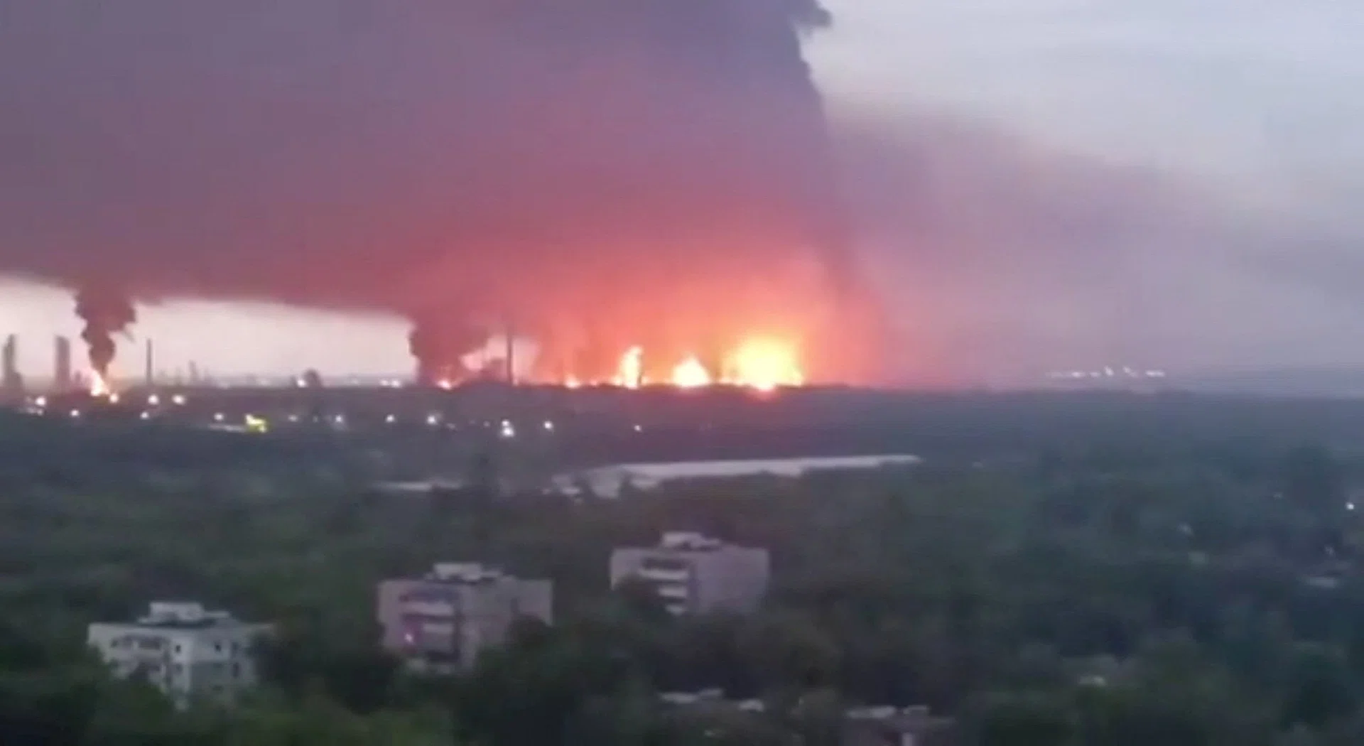 Refineries operating at full capacity amid geopolitical tensions, leading to high fuel prices