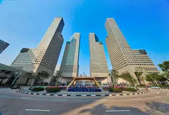 In 2025, three office floors in Suntec Towers were bought for between S$3,200 and S$3,364 psf, while a strata office unit was sold in January 2026 for S$3,897 psf.