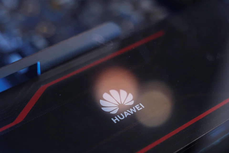 Late last year, Huawei distributed samples of the 910C to several technology firms and started accepting orders.