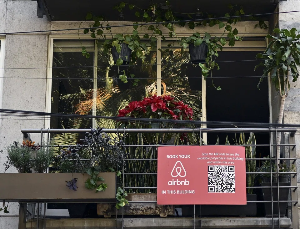 Many choose to work out of Mexico City because it’s relatively cheap compared to US cities. 