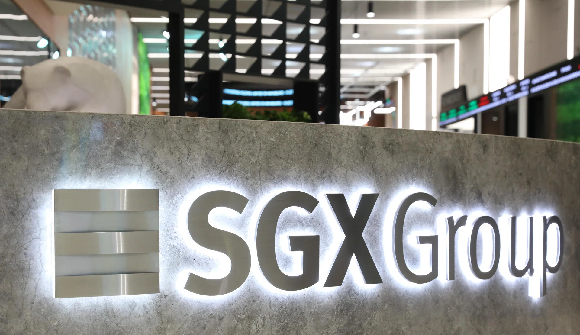 Singapore stocks end lower ahead of Fed decision; STI down 0.2%