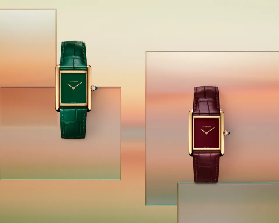 This year, Cartier has applied that concept to the Tank Louis Cartier line, upping the luxe quotient in the process. The red (Cartier calls it Bordeaux) and green lacquered dials are now borne on yellow gold cases, giving them a resolutely vintage vibe. 