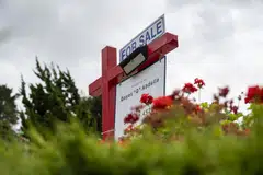 The contract rate on a 30-year mortgage increased 22 basis points to 6.36 per cent in the week ended Oct 4.