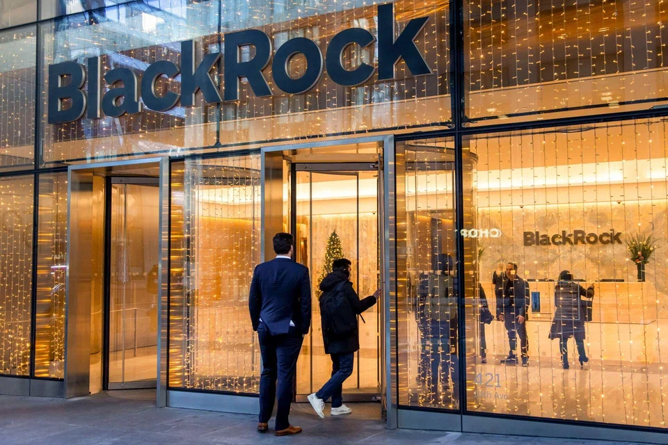 BlackRock has explicitly cited legal and regulatory issues for its departure from the Net Zero Asset Managers initiative last week.