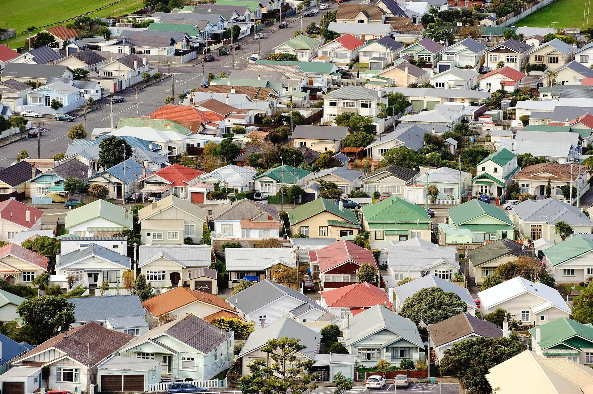 New Zealand reopens luxury housing market as rich foreigners eye havens