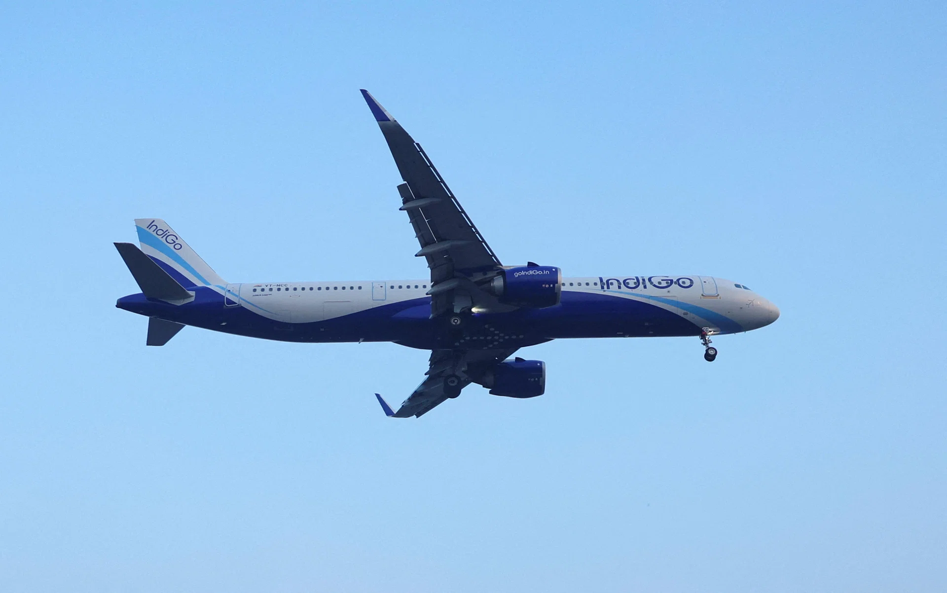 India aviation regulator asks IndiGo to cut 5% of winter flights