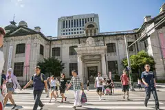 The Bank of Korea held its key policy rate at 3.50 per cent at a policy review in Seoul, keeping it unchanged for a ninth straight meeting as expected by all 38 analysts polled by Reuters.