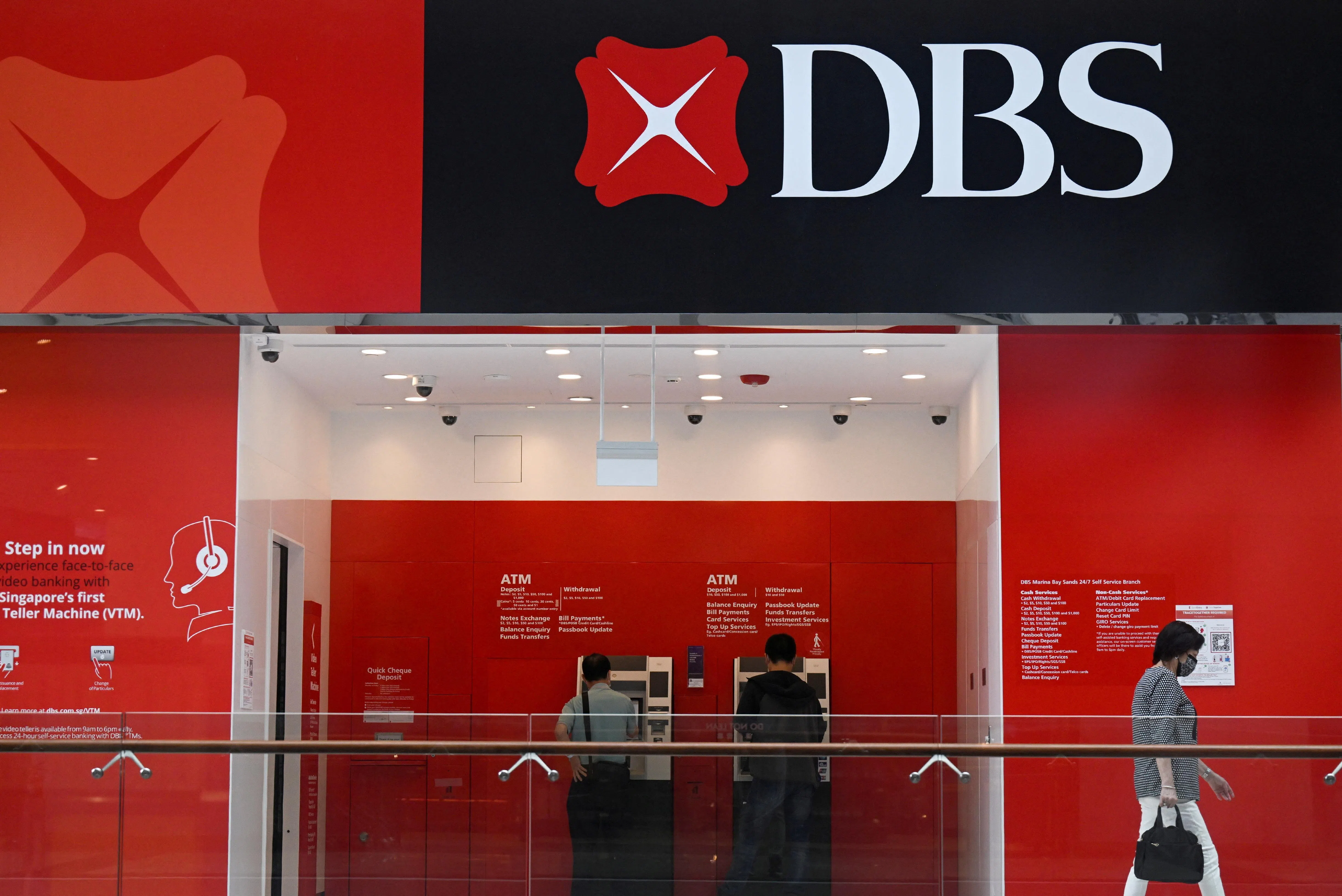 In the latest reporting season, DBS beat earnings estimates as strong lending income, trading gains, and record-high assets under management offset the drag from lower interest rates. 