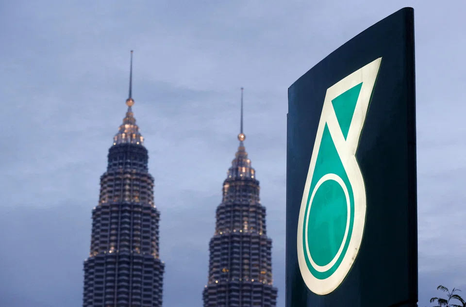 Petronas' revenue rises to RM90.4 billion compared with RM78.2 billion in the same quarter last year.