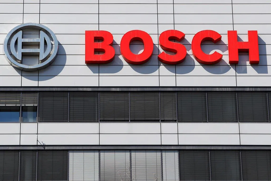 Bosch said that those employees, whose contracts stipulated that they work 38-to-40 hours a week, will work only 35 hours a week starting Mar 1.