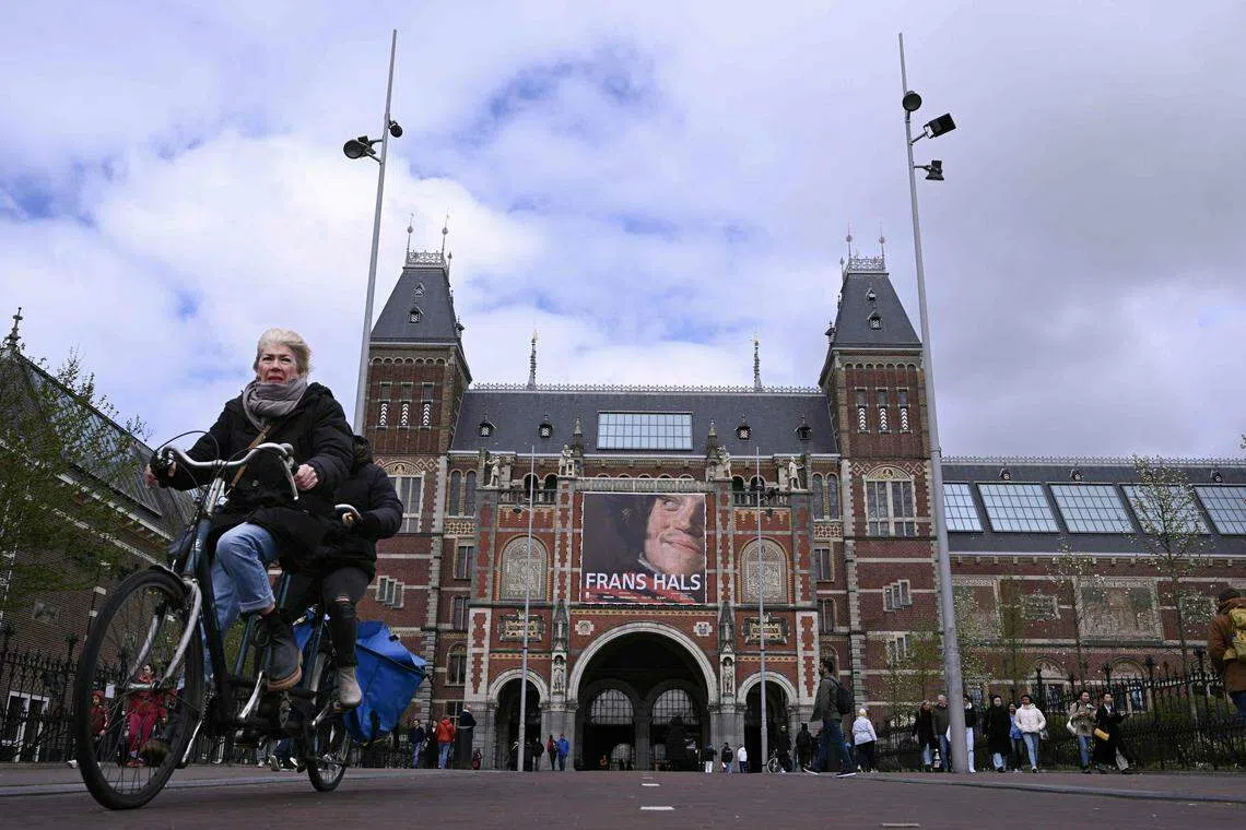 The parking space is also a stone’s throw from major attractions like the Van Gogh Museum and the Rijksmuseum (top).