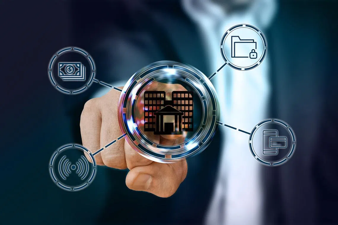 Digital banks must have the ability to operate 24/7, open accounts rapidly and do everything in real time, all backed by cutting-edge technology. 