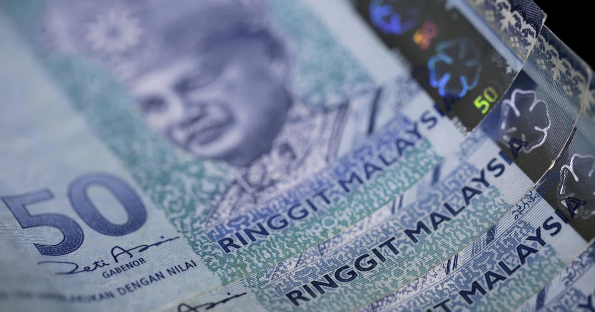 Malaysian ringgit set for biggest monthly decline since 2015 - The ...