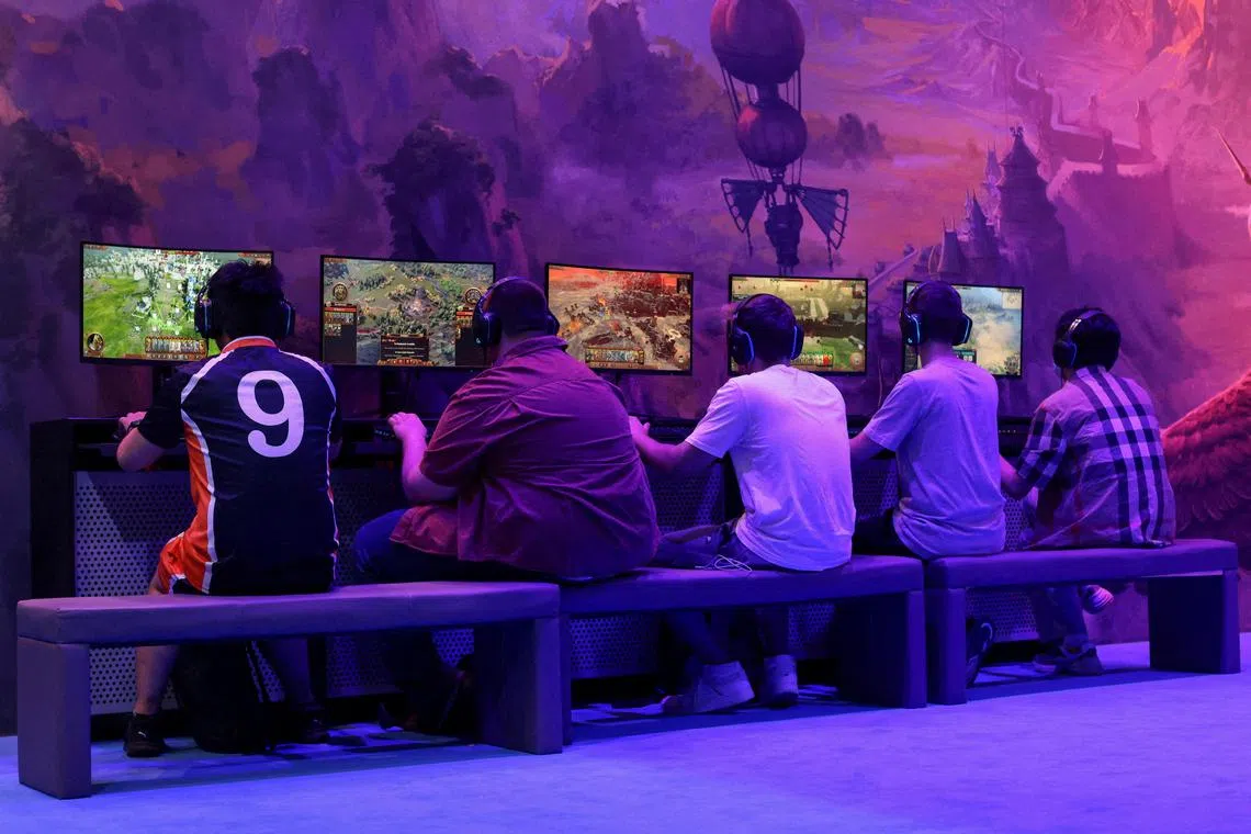 Data firm Newzoo has forecast that revenue in the global games market should hold steady at just under US$190 billion this year.