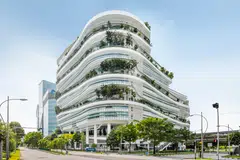 August saw the closing of a mega S$1.6 billion acquisition by Lendlease and Warburg Pincus, which jointly bought a portfolio of assets comprising business parks and high-tech industrial facilities. 