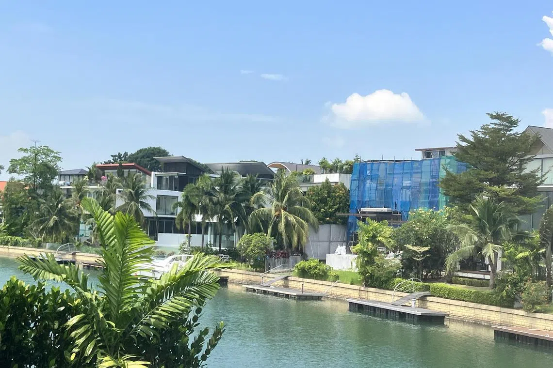 Prohibition of disposal orders were issued on 152 properties as part of the S$2.8 billion money-laundering case, with eight of them being Sentosa Cove landed homes.