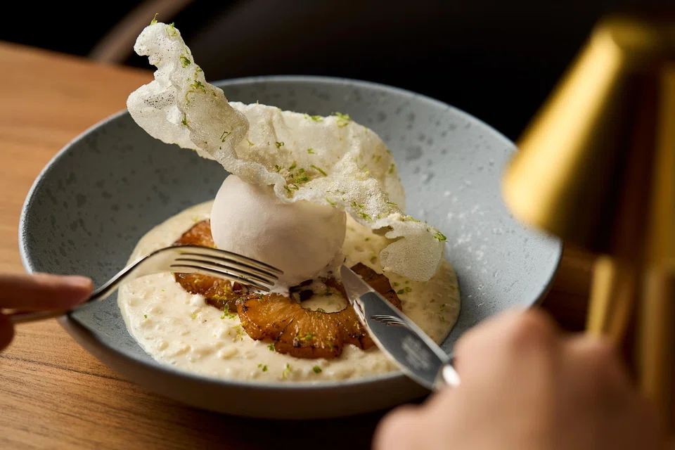 Rice pudding with caramelised pineapple.