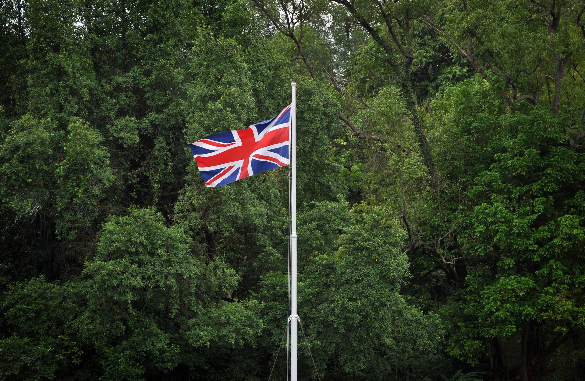 UK economy surges ahead of Iran war, but energy shock to test resilience