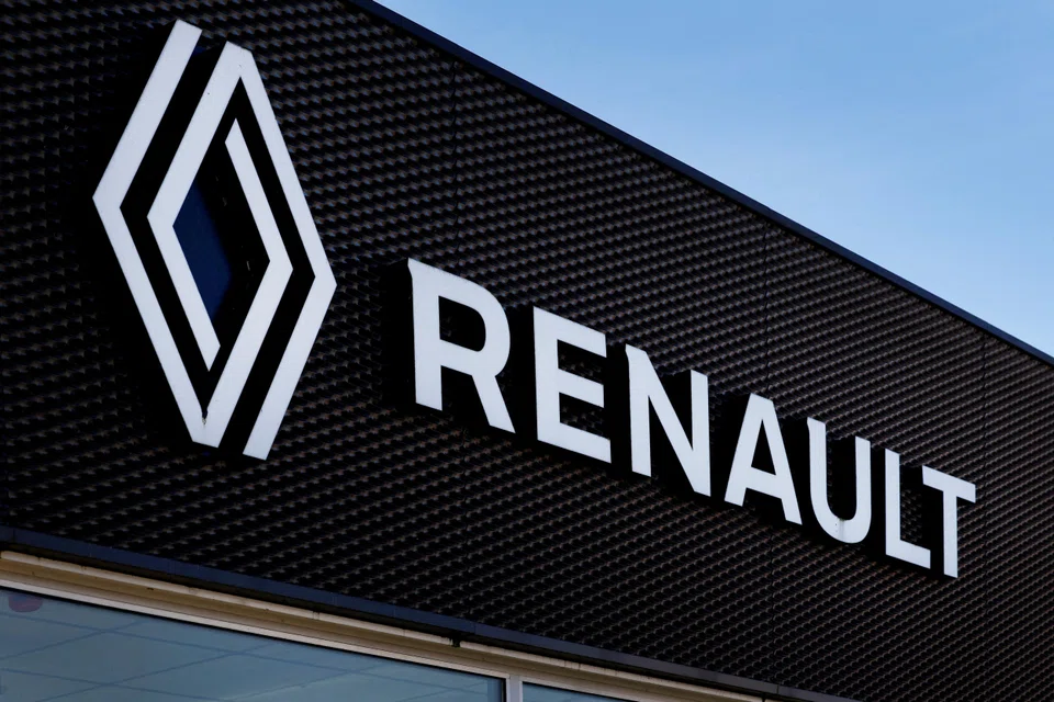 Renault warned of weakening margins in July after market conditions deteriorated in the second quarter.