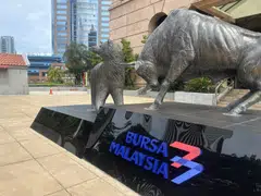 Around 71 Malaysian tech stocks slipped on Aug 7, following US President Donald Trump’s announcement to impose a 100 per cent tariff on imported chips. 