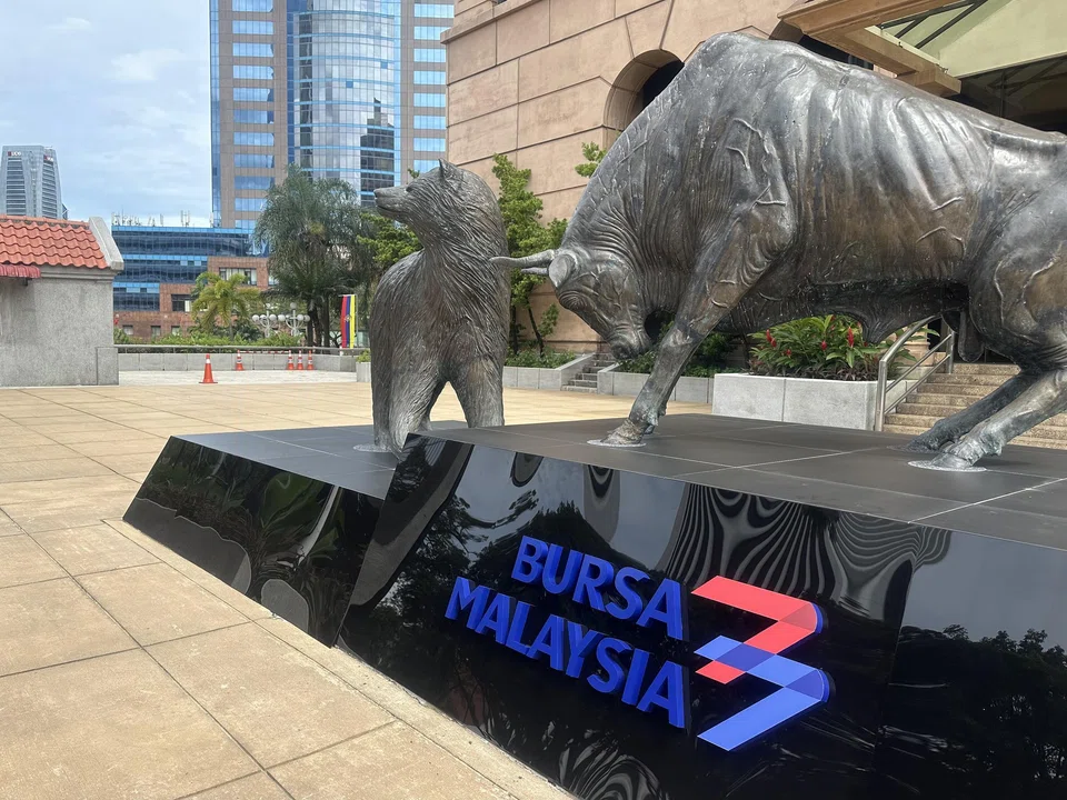 Around 71 Malaysian tech stocks slipped on Aug 7, following US President Donald Trump’s announcement to impose a 100 per cent tariff on imported chips. 