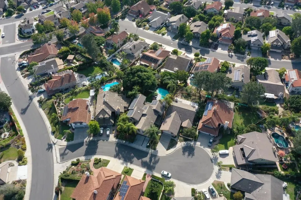 The contract rate on a 30-year fixed mortgage rose 8 basis points to 6.79 per cent, the MBA said.