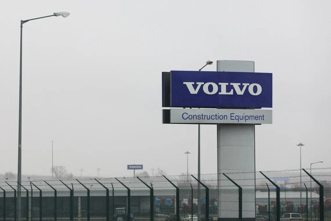 Sales volumes for fully electric models rose 13 per cent to account for 24 per cent of all cars sold in the period.