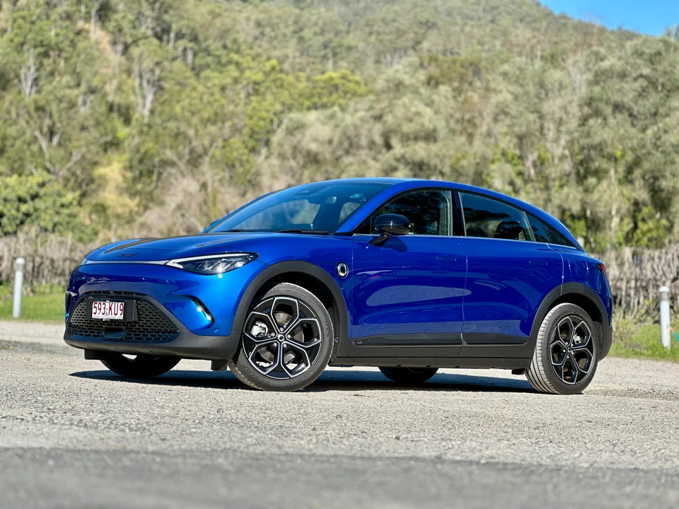 The instant acceleration makes the #3 feel irrepressibly zippy. 