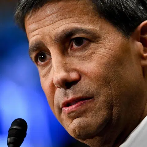 Warsh claims independence, grilled by Senate