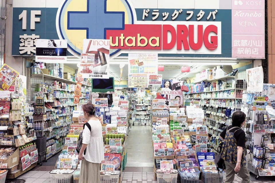 The final au Jibun Bank Service purchasing managers’ index (PMI) was unchanged at 53.7 last month, staying above the 50.0 line that separates expansion from contraction for a second consecutive month.