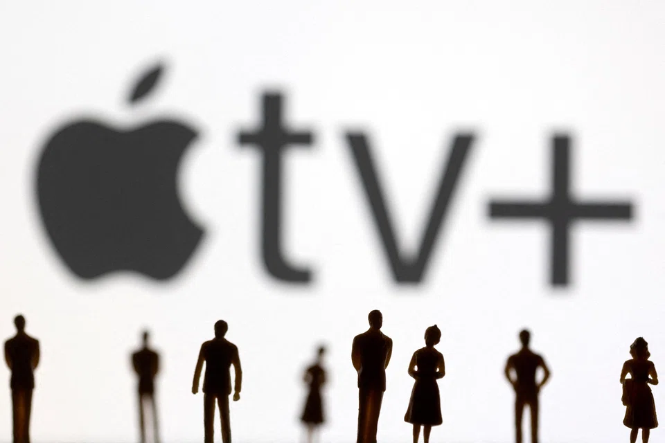 Apple is following competitors in bundling streaming services with telecom plans to grow its audience more quickly.