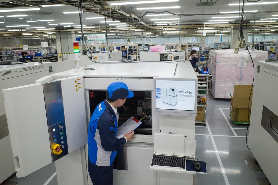 the Cabinet Office left the overall economic assessment unchanged for December, saying Japan's economy was “recovering moderately, although some areas stalled recently”.