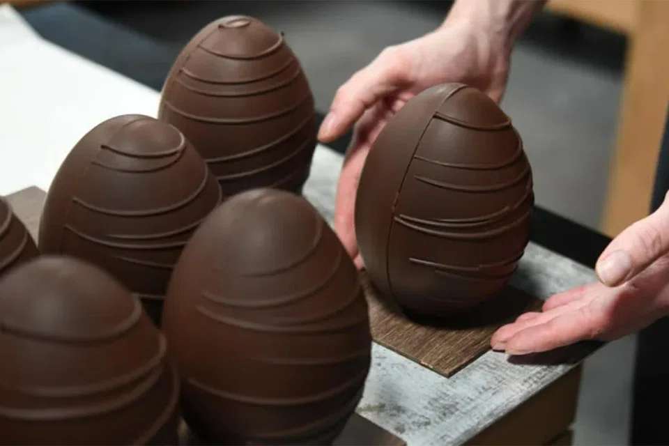Despite the food price hikes, French chocolate makers are optimistic that enough people have a sweet tooth for Easter egg sales to be good this weekend.