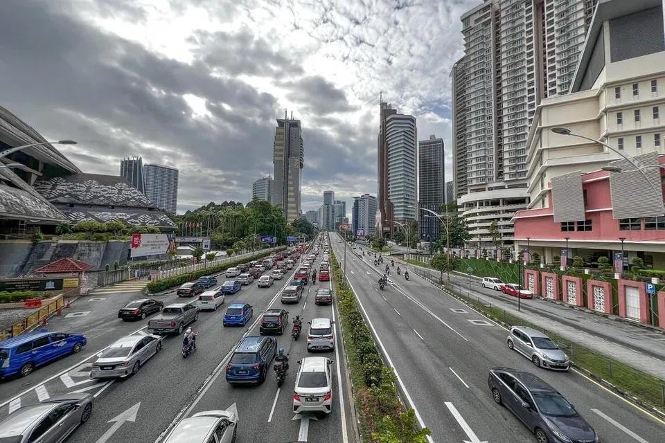 Since 1974, the capital city has been administered by the Kuala Lumpur City Hall while led by a mayor appointed by the federal territories minister with the consent of the King.