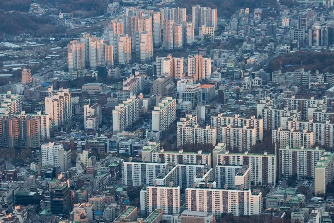 The housing rally, particularly in the Greater Seoul area, has kept policymakers focused on the risks of a deepening concentration of activity in the capital region. 