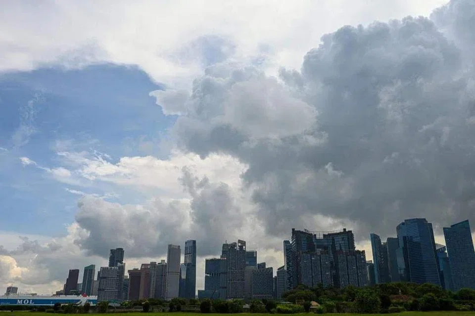 External economic and geopolitical headwinds are already brewing, with sharp slowdowns in major economies like the US and the Eurozone, noted OCBC chief economist Selena Ling. 