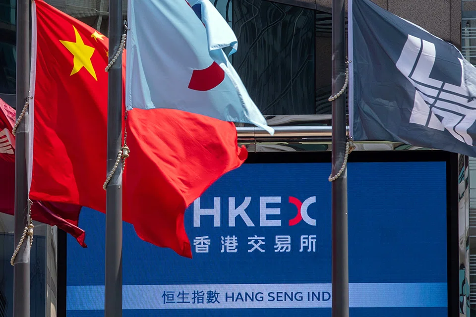 HONG KONG stocks edged slightly higher on Tuesday (Apr 26) after the previous day's big losses, though mainland Chinese markets fell further as investors fret over a Covid flare-up that has led to lockdowns in the country's major cities.