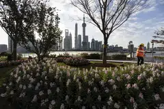 The statement by the central bank reiterates plans to cut interest rates and the reserve requirement ratio, which dictates how much banks must hold in their coffers, rather than lending or investing.