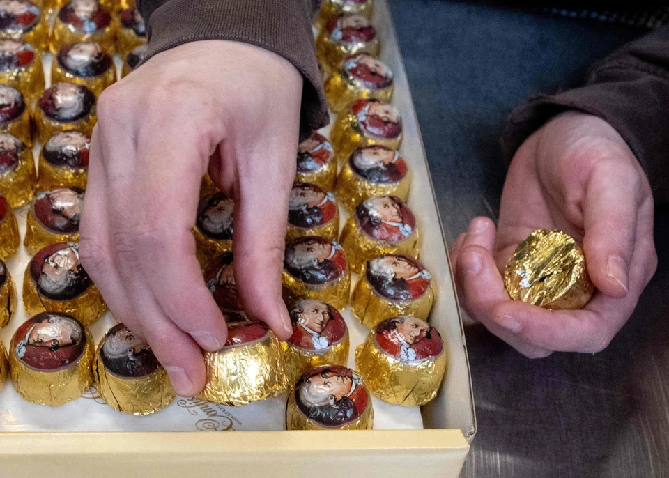 “The Mozartkugel is a flagship product of Austria, just like the Sachertorte chocolate cake or the apple strudel or the poppy seed strudel,” says Andreas Heindl, managing director Viennese chocolatier Heindl.