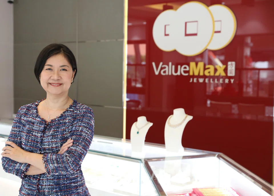 Liew emphasises the need to hire young talents and train them, while also hiring people with experience in the pawnbroking industry.