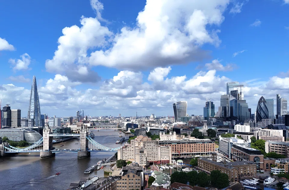 Lloyds Bank’s headline gauge of business confidence in Britain rose to 50 per cent in July from 41 per cent in June, matching May’s eight-year high.